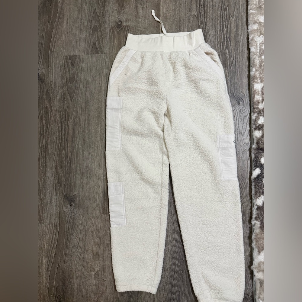 ALO fleece sweatpants. Size xs